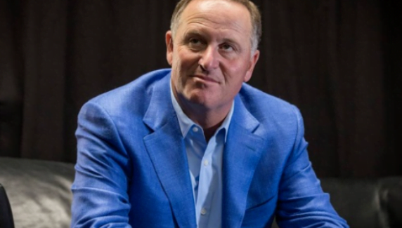 最受欢迎的前总理John Key将退休，卸任ANZ董事会主席职位|睿蜂资讯Smartbee News